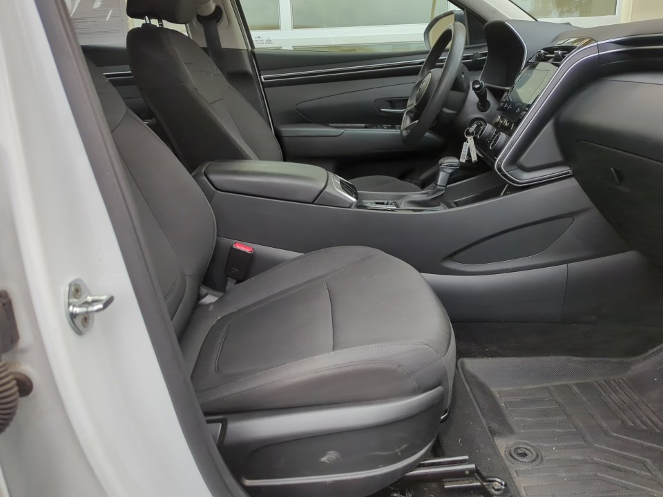 Used 2022 Hyundai Tucson SE FWD image 34