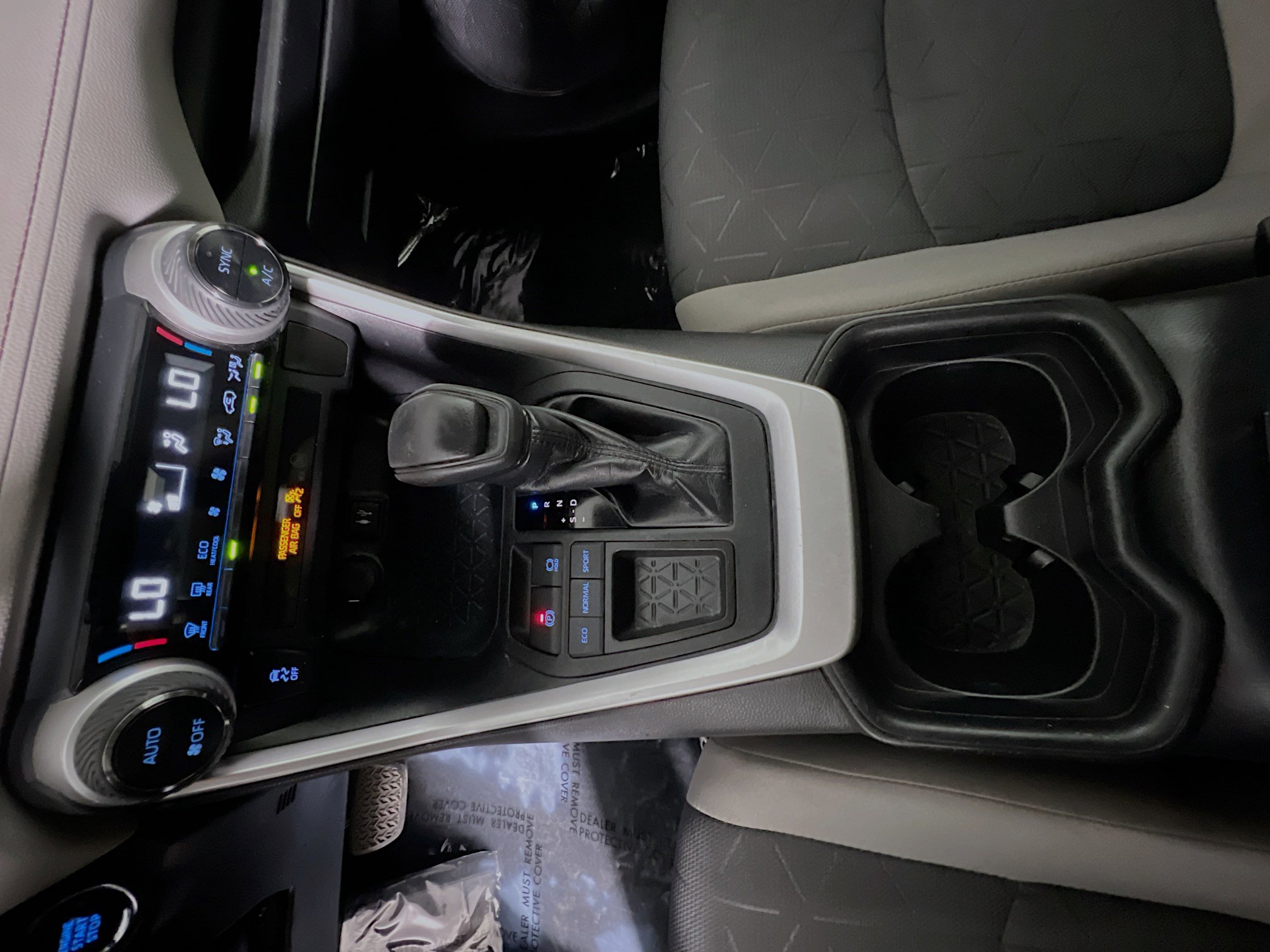 Used 2019 Toyota RAV4 XLE image 24