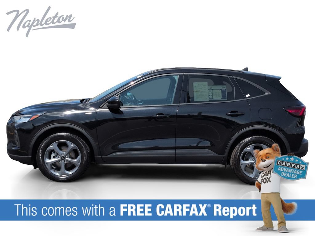 Used 2025 Ford Escape ST-Line Select AWD/4WD image 2