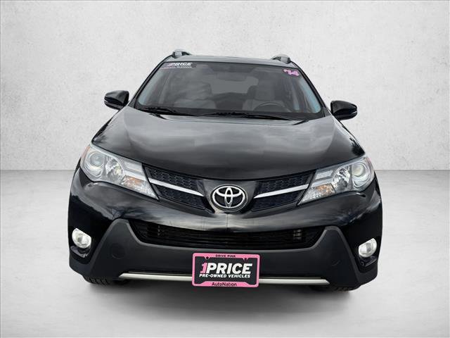 Used 2014 Toyota RAV4 XLE AWD/4WD image 2