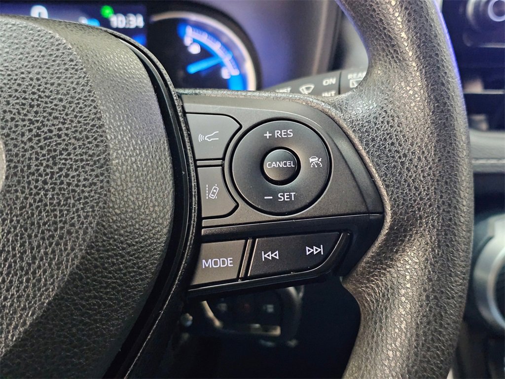 Used 2023 Toyota RAV4 LE image 29