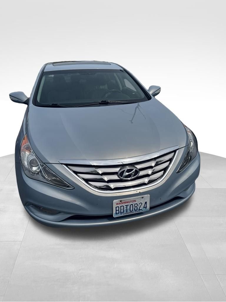 Used 2011 Hyundai Sonata Limited w/ Navigation Pkg 5 FWD image 5