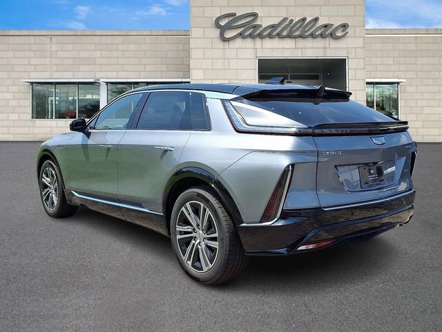 New 2025 Cadillac Lyriq Luxury w/ LPO, Floor Liner Package AWD/4WD image 4