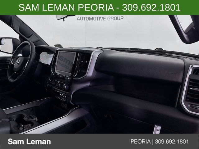New 2026 RAM 1500 Express AWD/4WD image 26