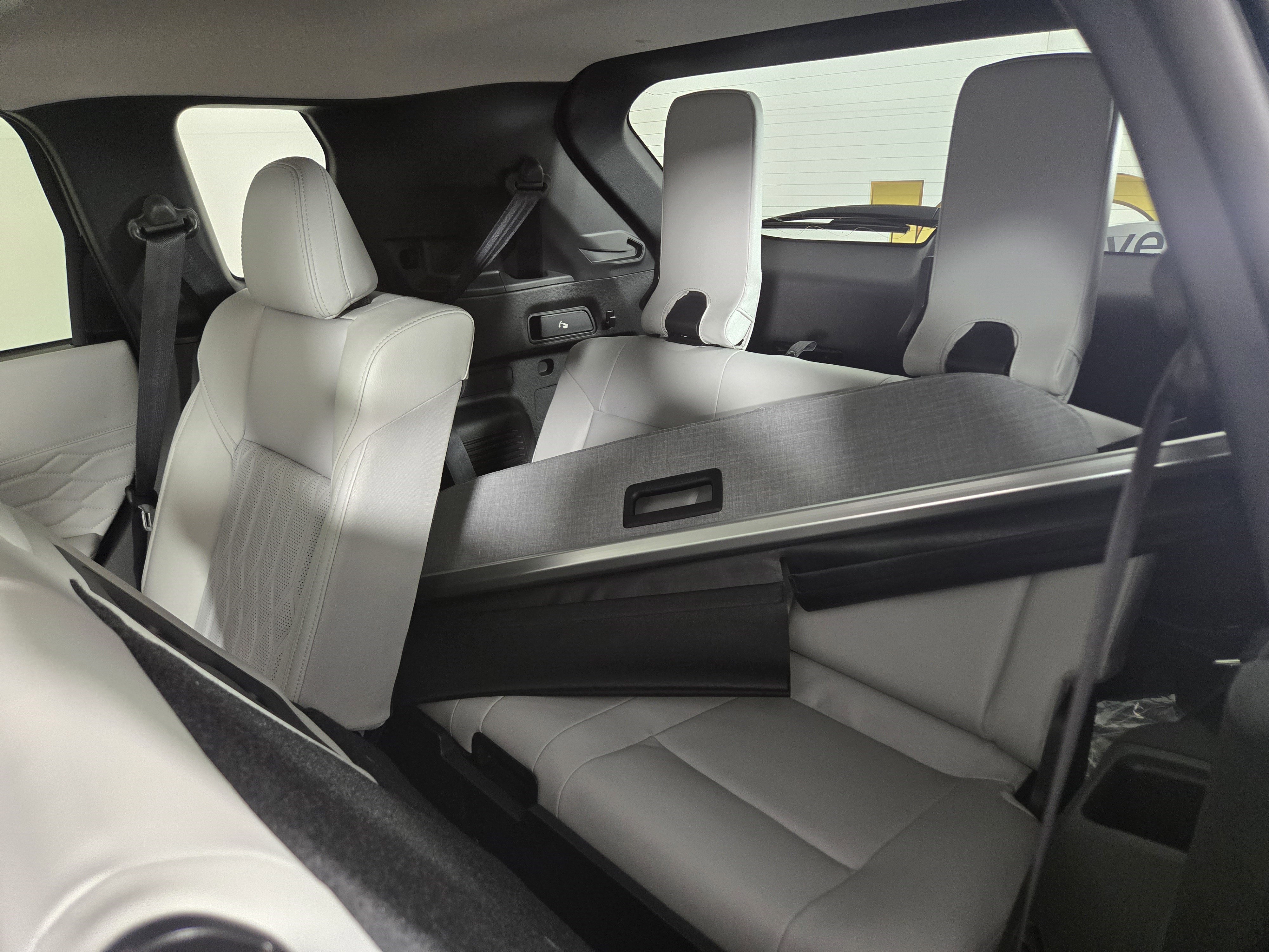 New 2026 Mitsubishi Outlander SEL AWD/4WD image 12