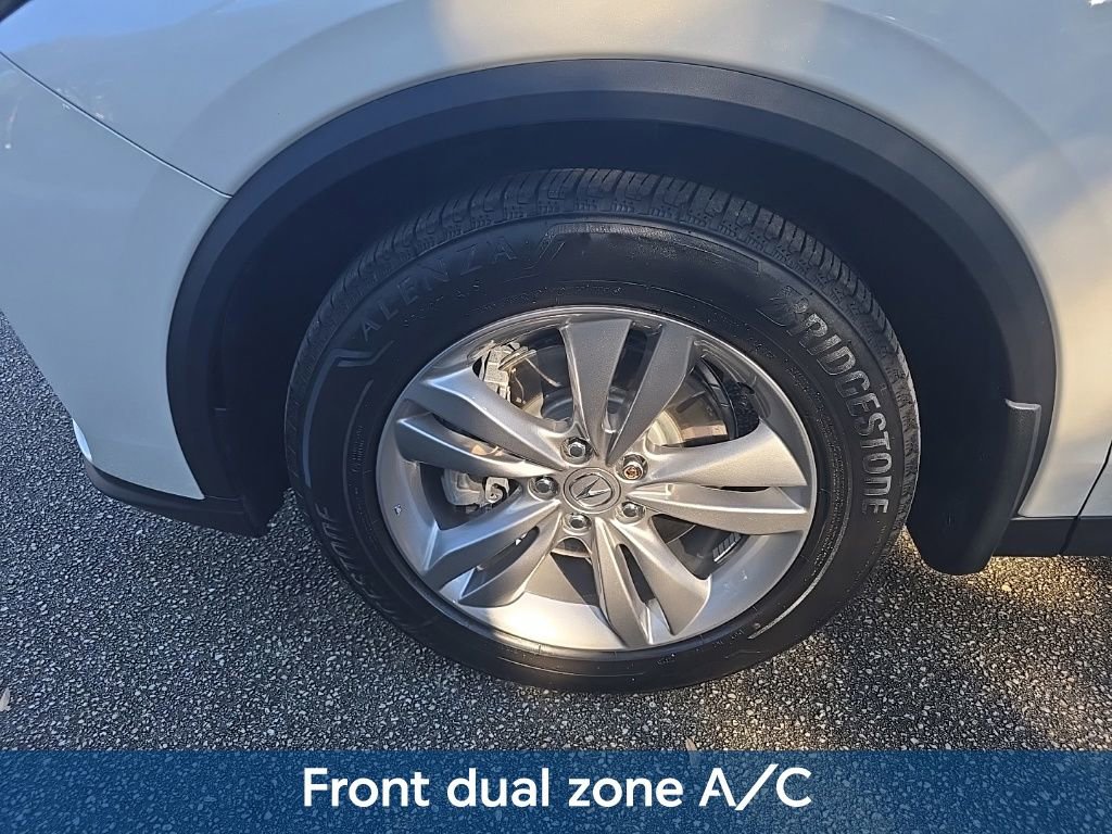 Used 2025 Acura MDX FWD image 16