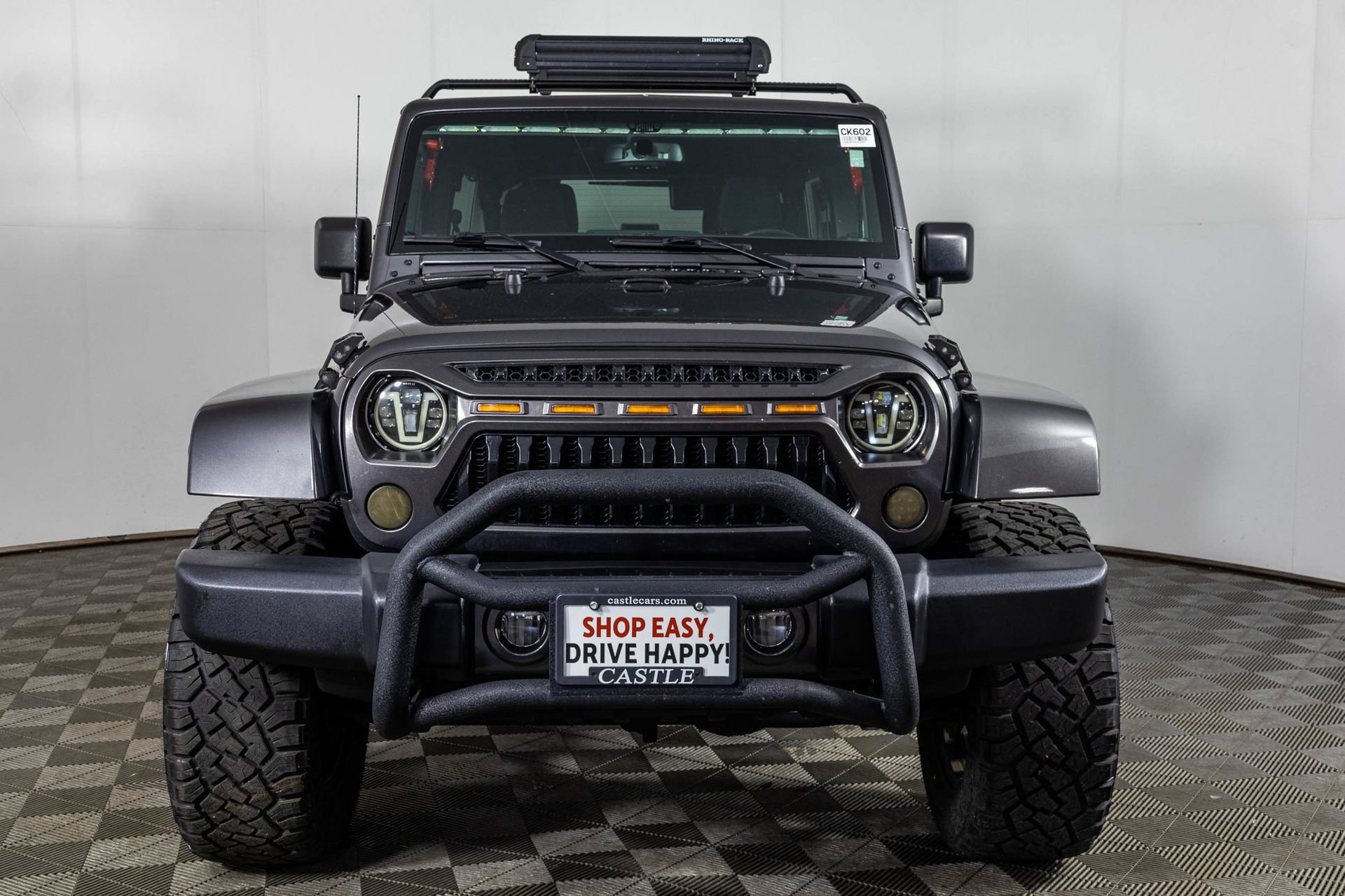 Used 2017 Jeep Wrangler Unlimited Sahara w/ Connectivity Group AWD/4WD image 9