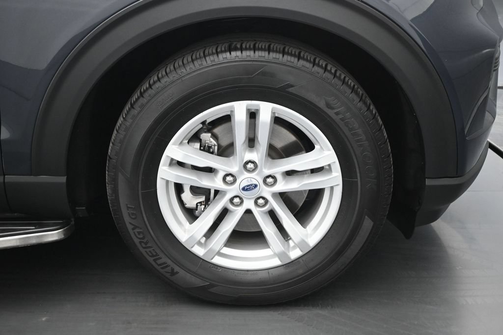 Certified 2022 Ford Explorer XLT RWD image 26