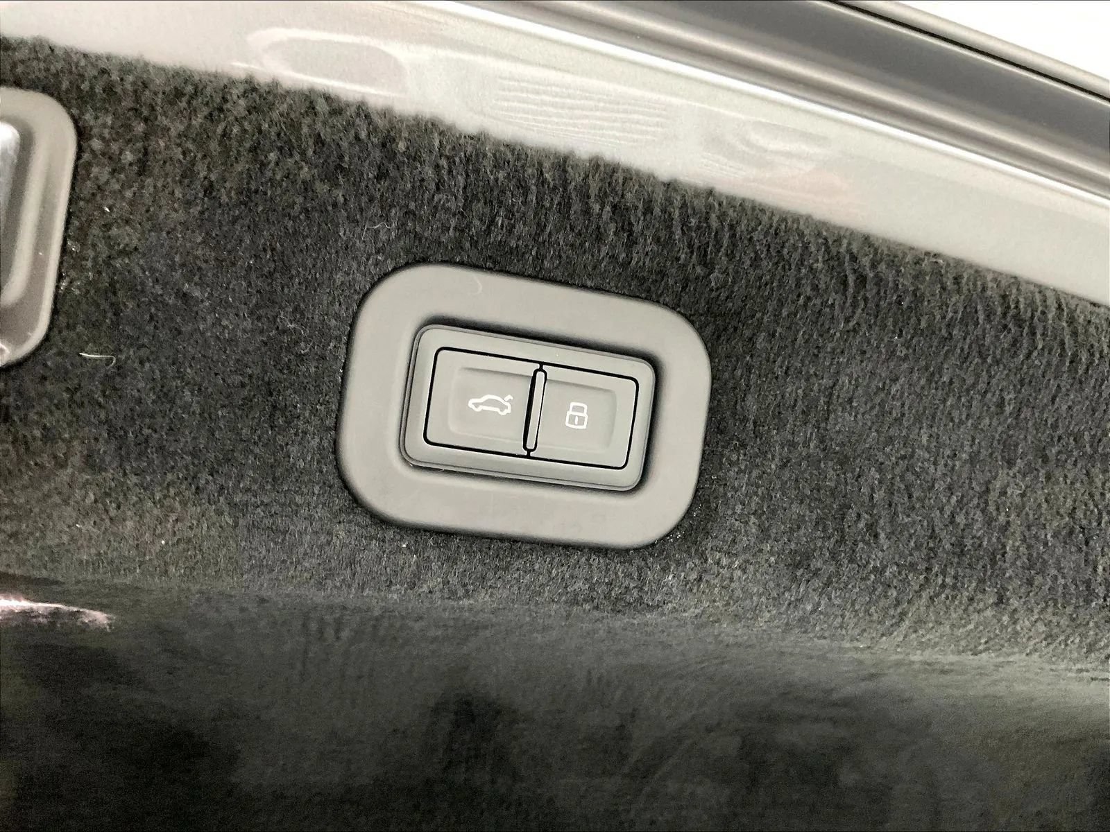 Used 2021 Bentley Flying Spur V8 AWD/4WD image 49