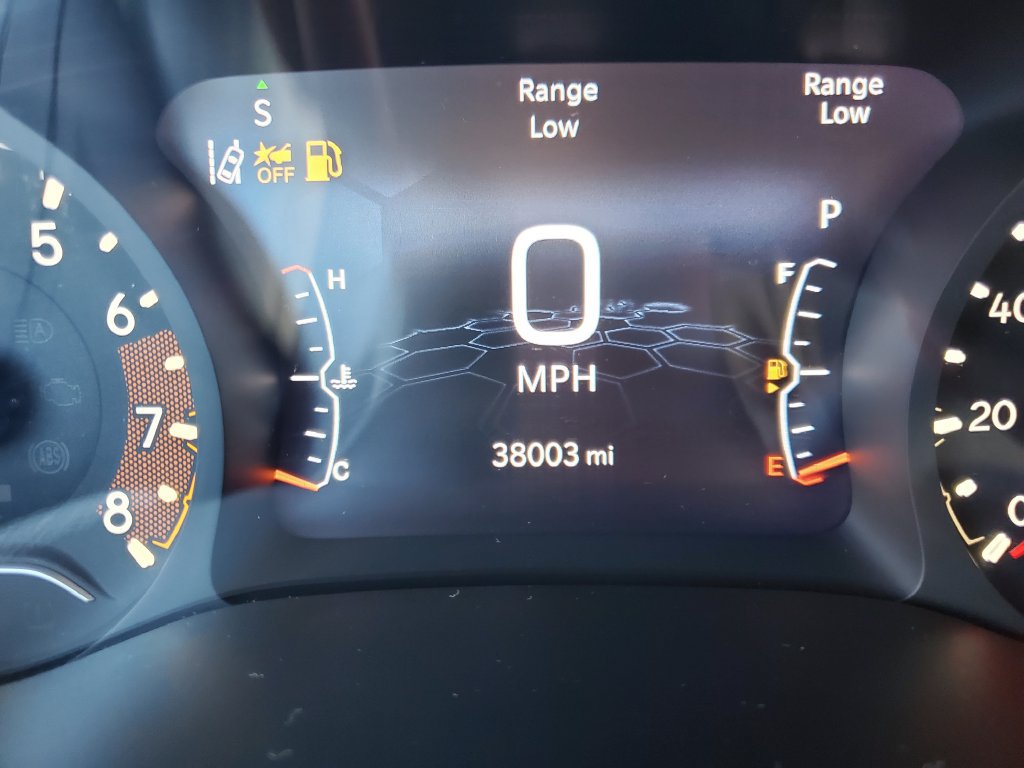 Used 2022 Jeep Compass Latitude w/ Sun and Sound Group AWD/4WD image 23