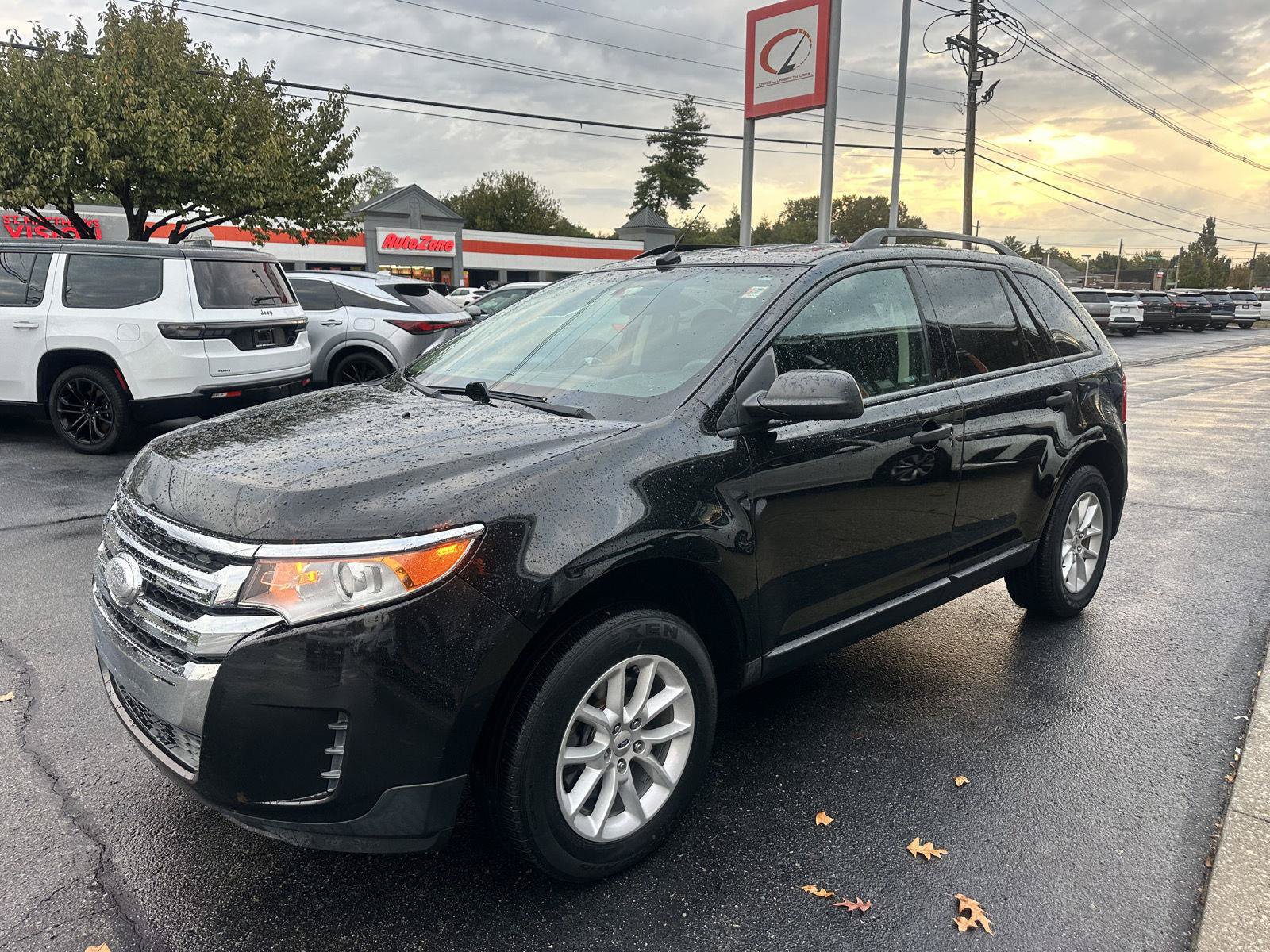 Used 2013 Ford Edge SE FWD image 6