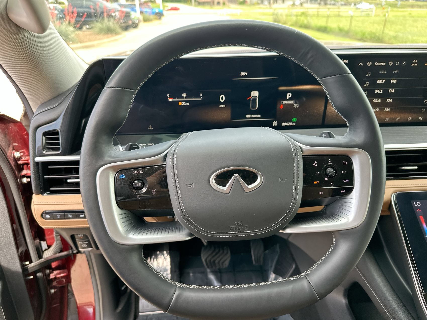 Used 2025 INFINITI QX80 Sensory AWD/4WD image 14
