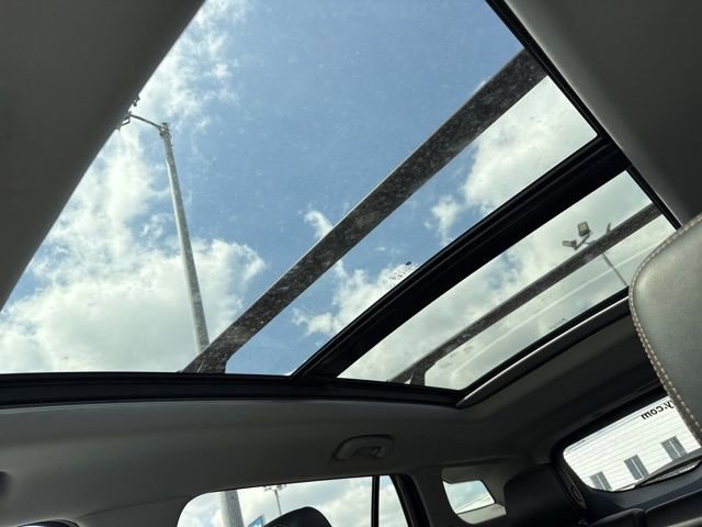 Used 2019 GMC Terrain SLT w/ Preferred Package image 32