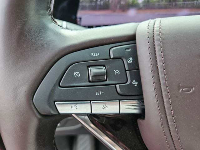 Certified 2022 Cadillac Escalade Premium Luxury Platinum w/ Heavy-Duty Trailer Package AWD/4WD image 27