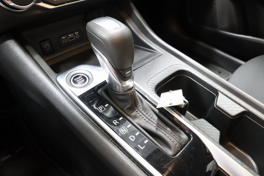 Certified 2024 Nissan Sentra SV image 33