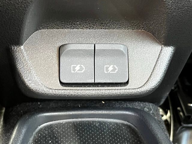 Used 2024 Nissan Leaf S image 10