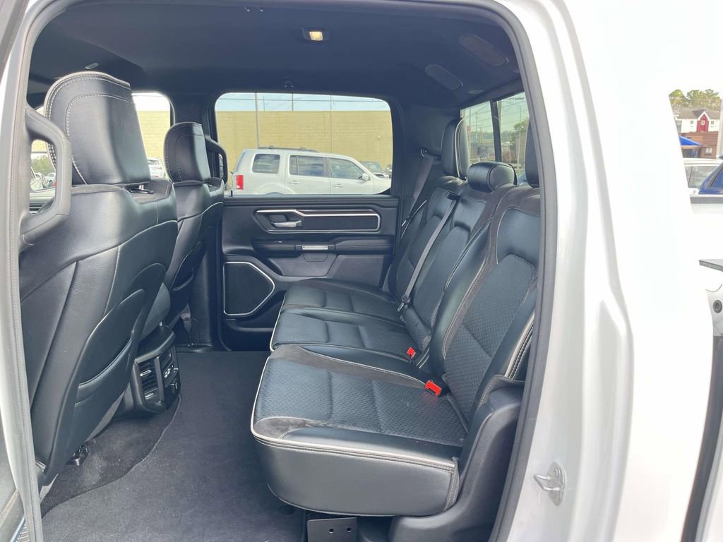 Used 2025 RAM 1500 Laramie image 24