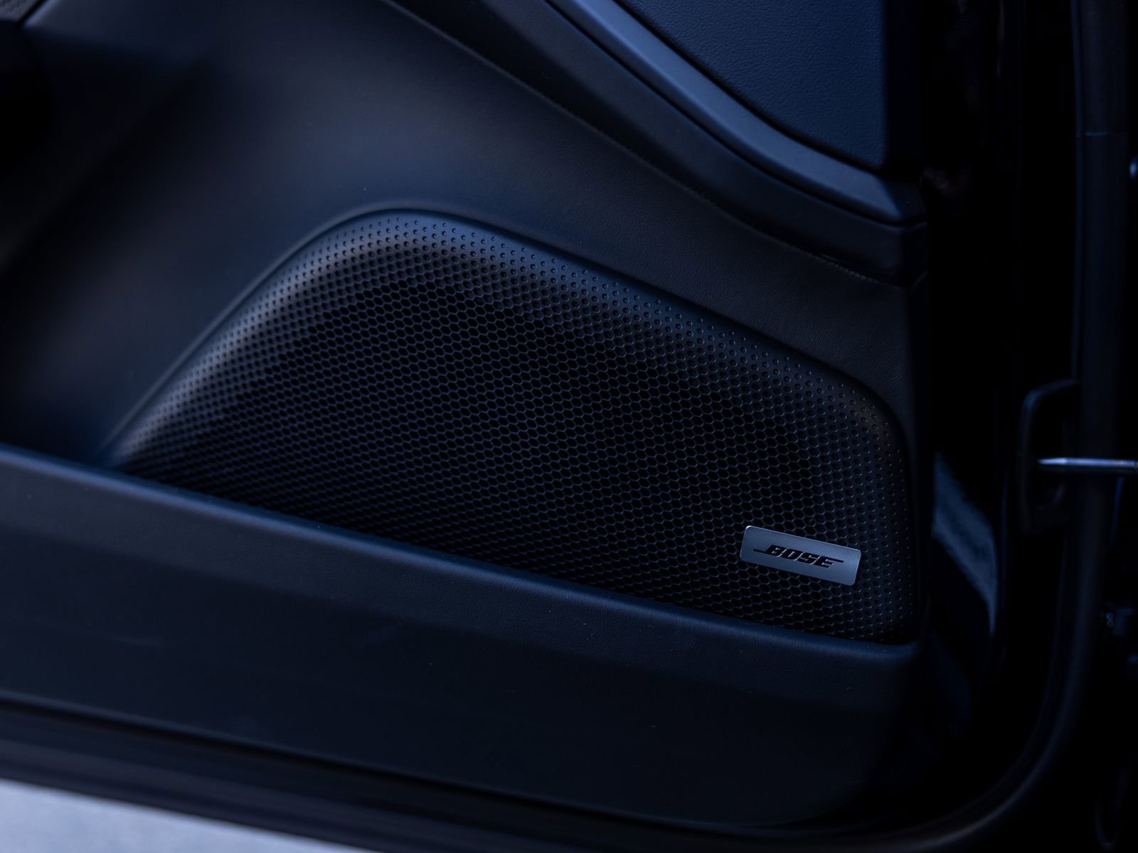 Certified 2025 Porsche Panamera RWD image 45