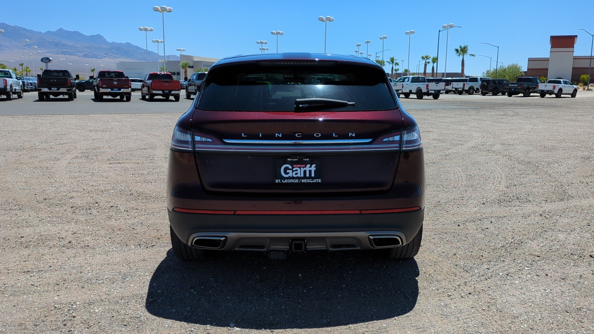 Used 2023 Lincoln Nautilus Reserve w/ Equipment Group 202A AWD/4WD image 4