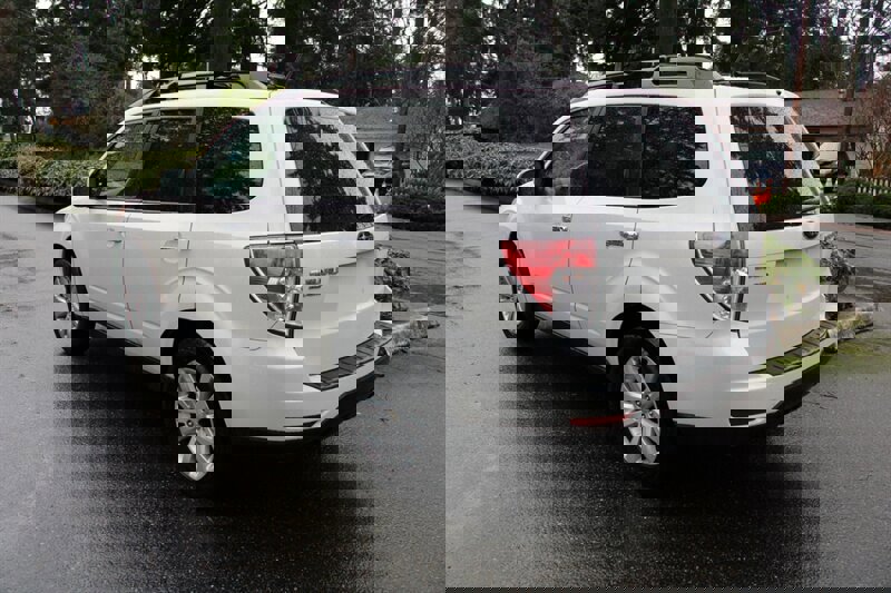 Used 2012 Subaru Forester 2.5X Premium image 4