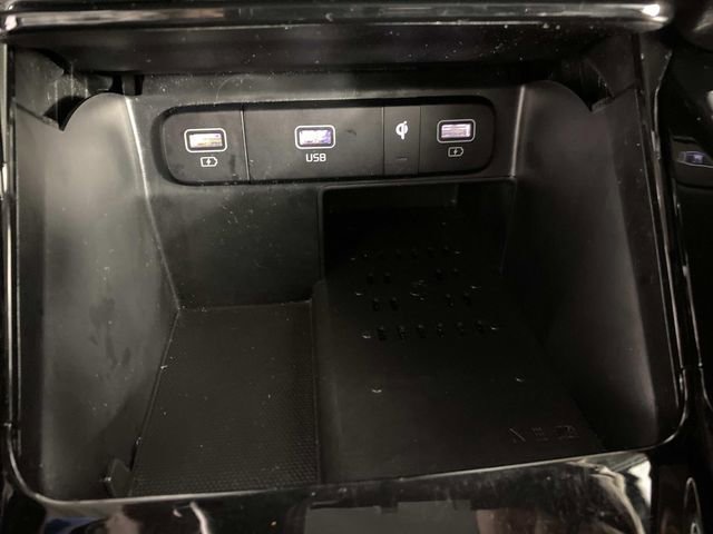 Used 2021 Kia Sorento SX AWD/4WD image 23