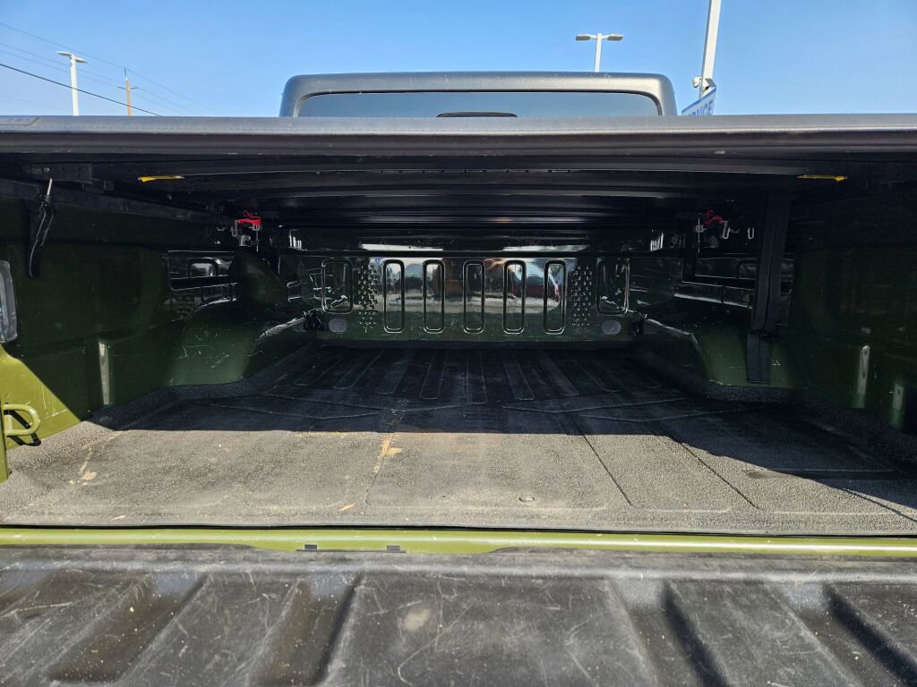 Used 2021 Jeep Gladiator Sport image 12