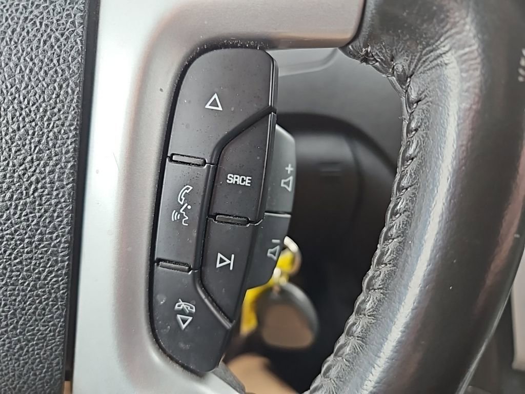 Used 2009 Chevrolet Traverse LT image 13