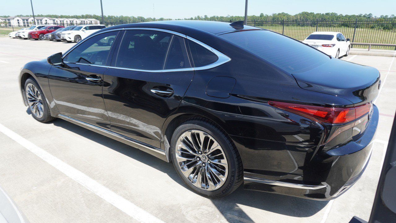 Certified 2021 Lexus LS 500 w/ Interior Upgrade Package RWD image 9