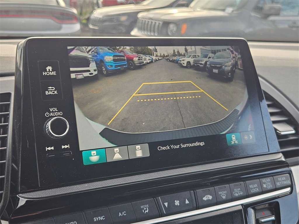 Used 2025 Honda Odyssey Sport-L image 26