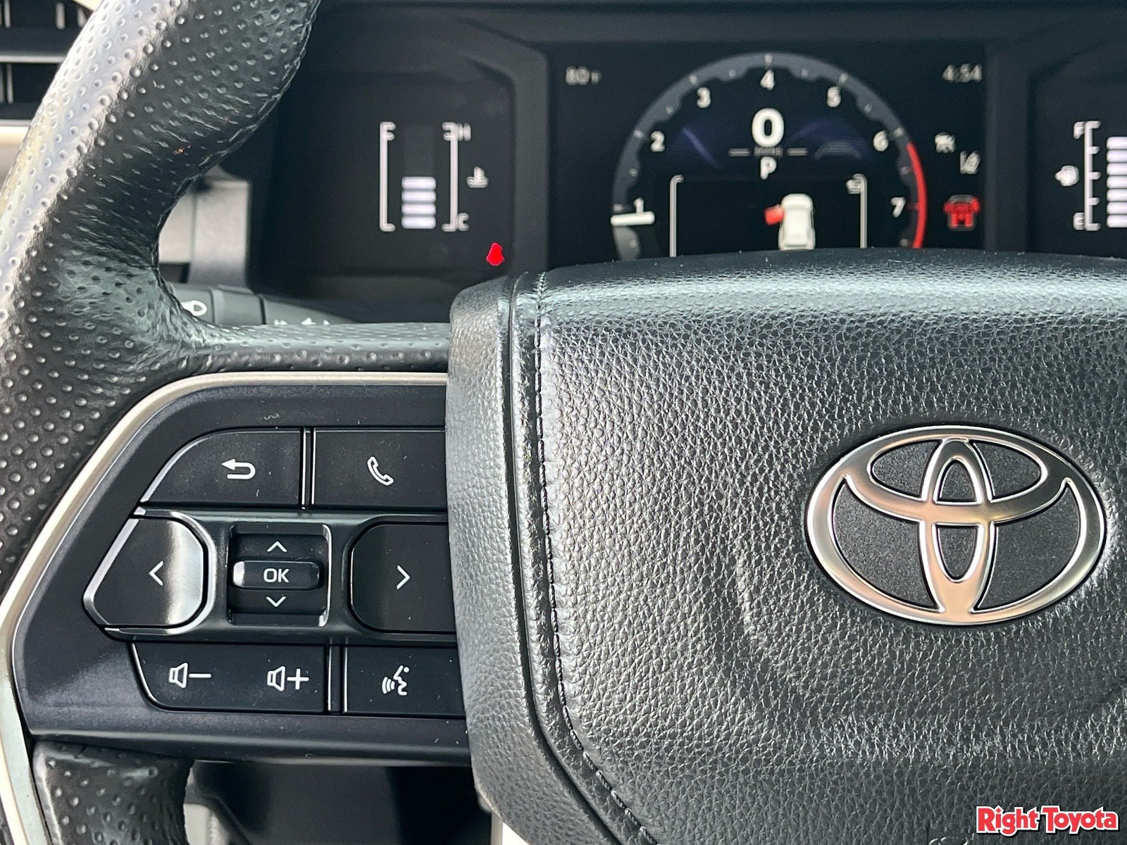 Certified 2025 Toyota 4Runner SR5 AWD/4WD image 23