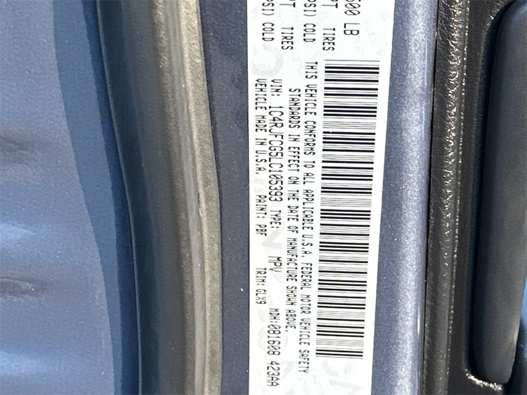 Used 2020 Jeep Grand Cherokee Overland image 38