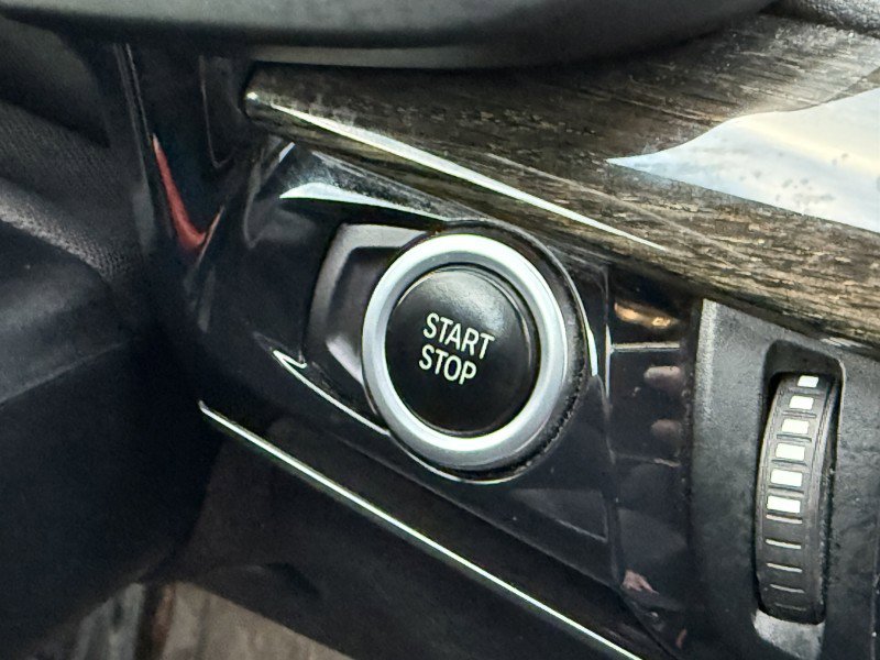 Used 2017 BMW X5 xDrive40e image 56