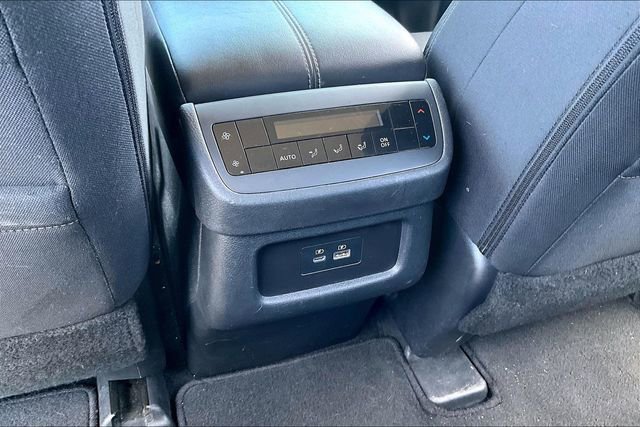 Used 2024 Nissan Pathfinder SV image 10