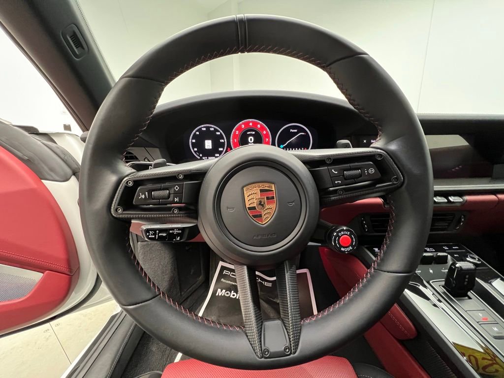 Used 2025 Porsche 911 Targa 4 GTS image 7