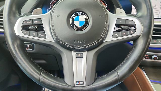 Used 2022 BMW X6 xDrive40i w/ Executive Package image 41