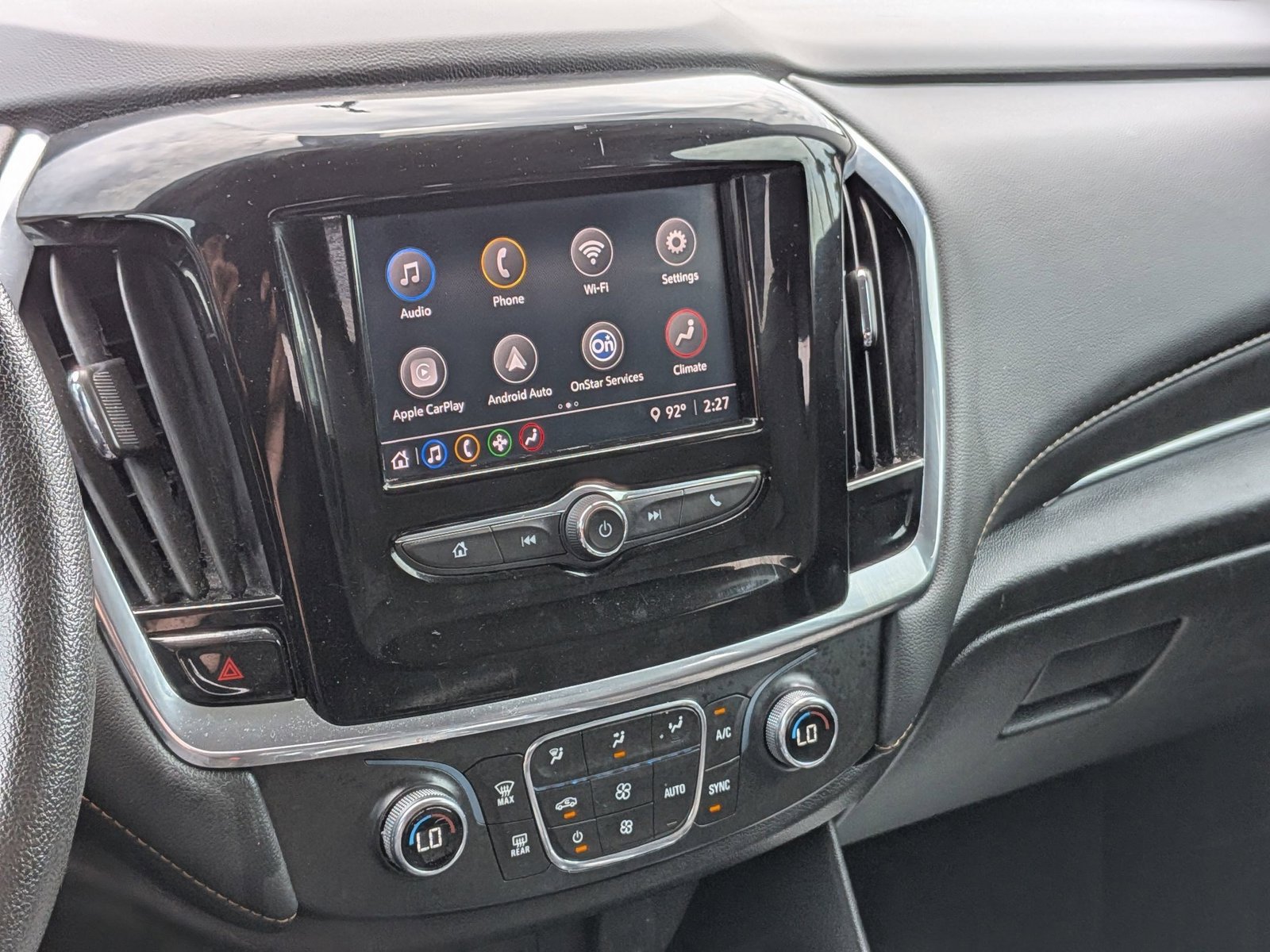 Used 2021 Chevrolet Traverse LS FWD image 15