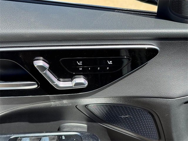 New 2025 Mercedes-Benz C 300 4MATIC Sedan image 13
