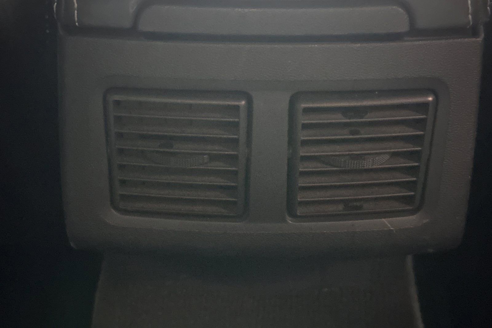 Used 2009 Dodge Challenger SRT8 w/ SRT Option Group II image 15