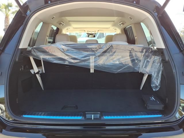 New 2026 Mercedes-Benz GLS 450 4MATIC image 23
