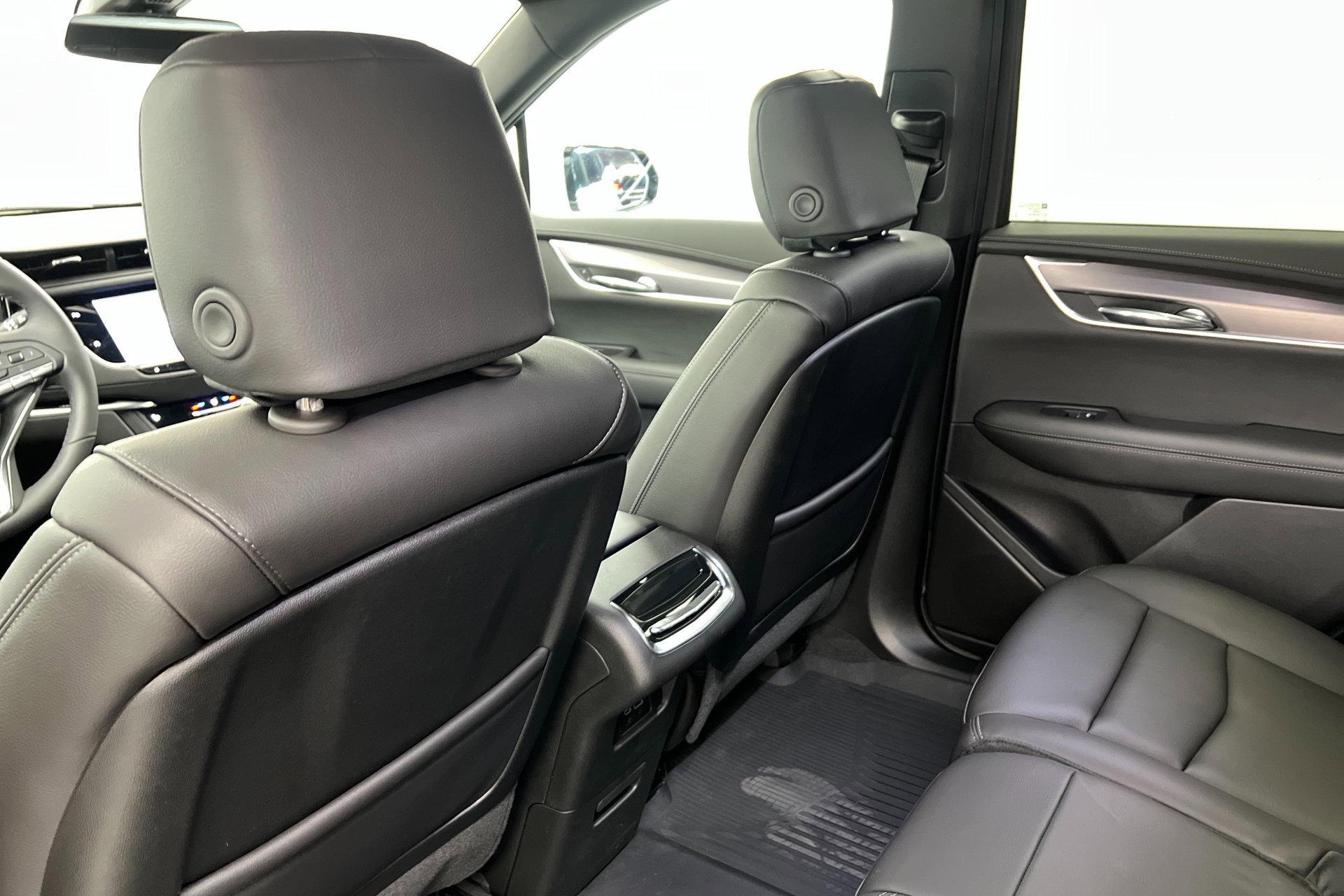 New 2025 Cadillac XT6 Luxury w/ LPO, Floor Liner Package image 20