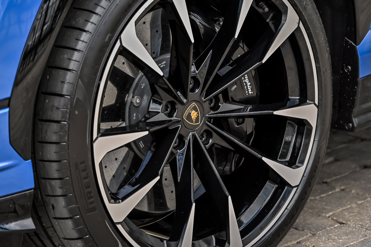 Used 2023 Lamborghini Urus S AWD/4WD image 8