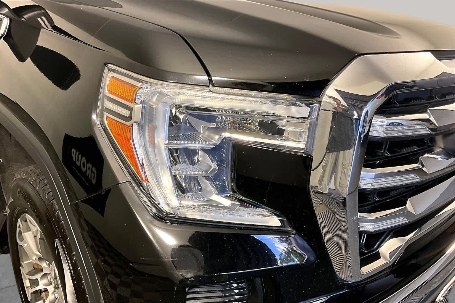 Used 2020 GMC Sierra 1500 SLE w/ Preferred Package AWD/4WD image 27