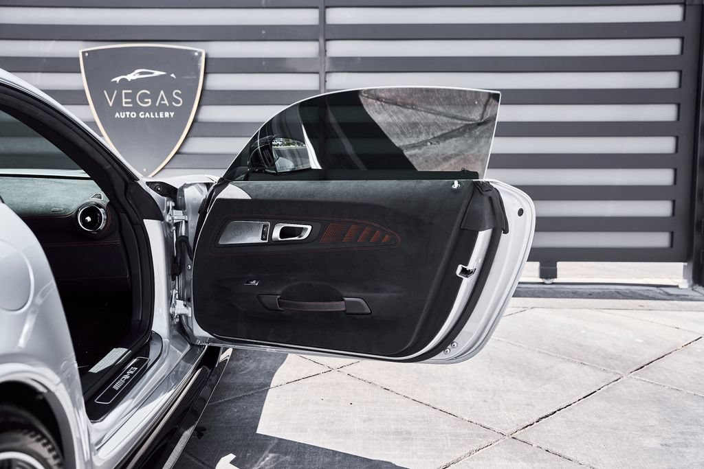 Used 2021 Mercedes-Benz AMG GT Black Series w/ Keyless-Go Package image 36