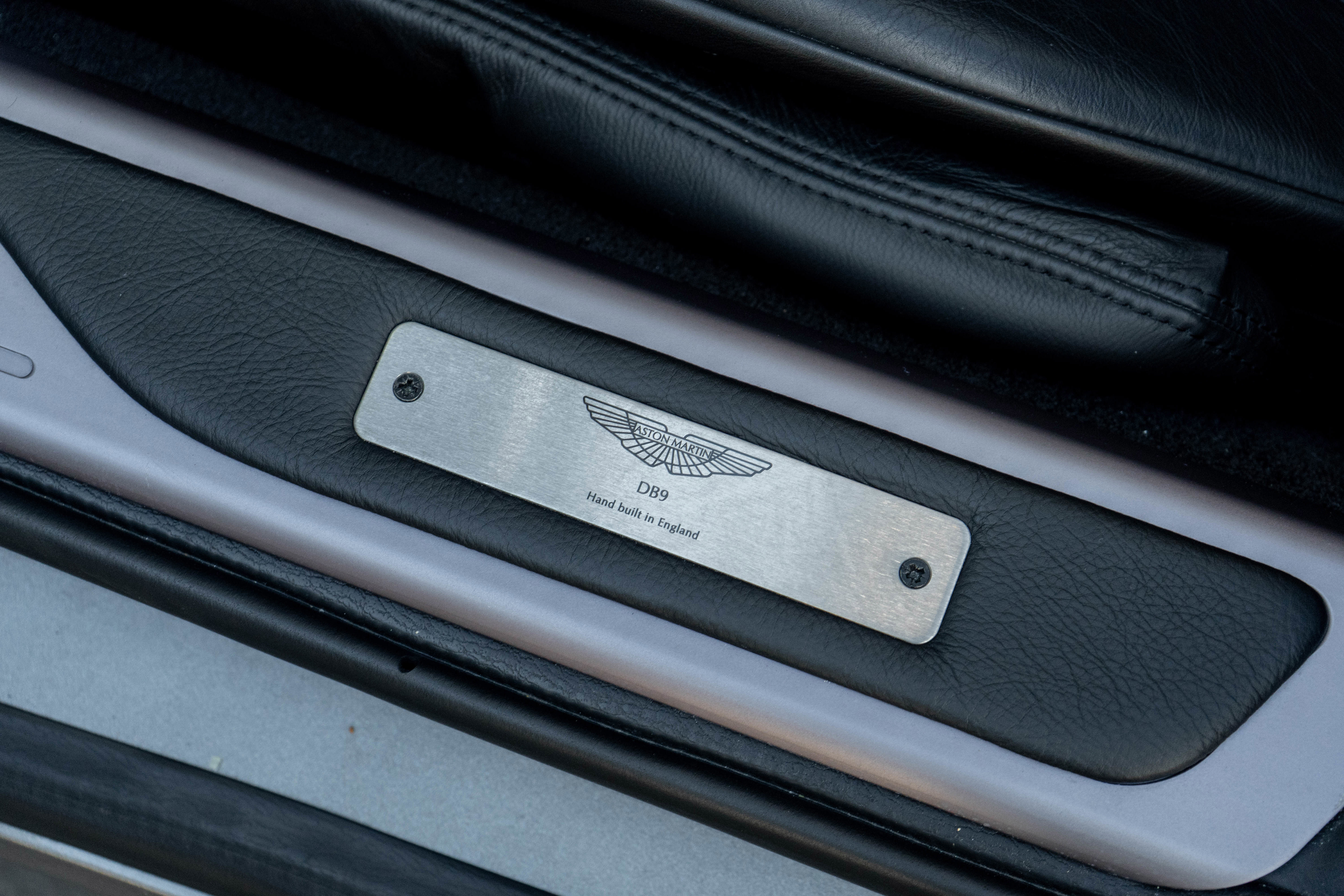Used 2009 Aston Martin DB9 Volante RWD image 13