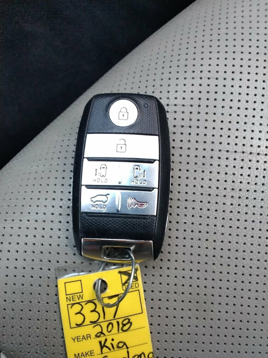 Used 2018 Kia Sedona LX w/ LX Essentials Premium Package image 30