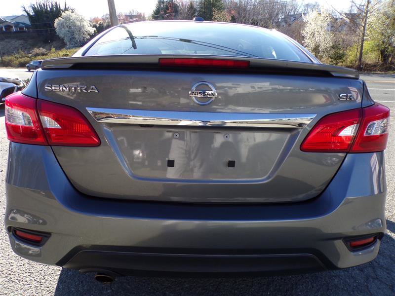 Used 2019 Nissan Sentra SR image 7