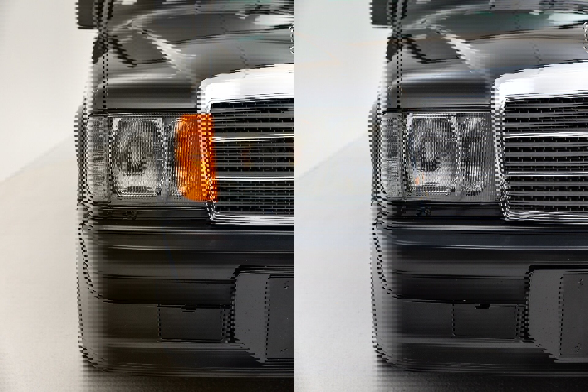 Used 1987 Mercedes-Benz 190 E 2.3-16 image 8