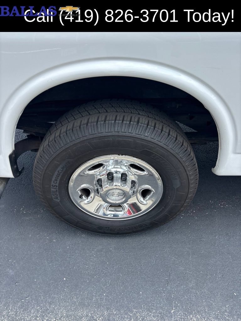 Certified 2019 Chevrolet Express 2500 w/ Driver Convenience Package RWD image 8