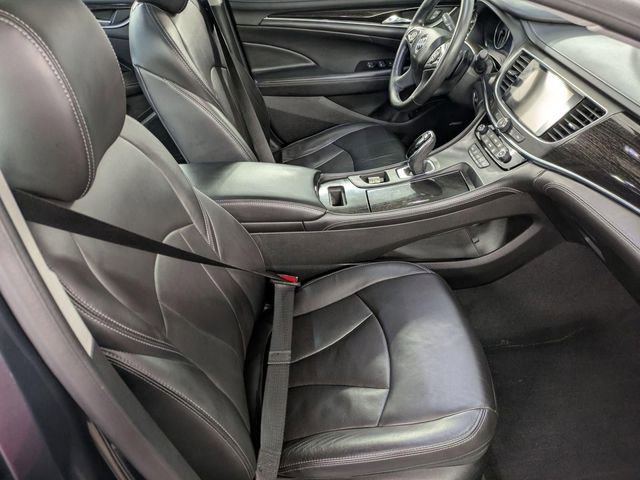 Used 2018 Buick LaCrosse Premium w/ Driver Confidence Package #2 AWD/4WD image 29