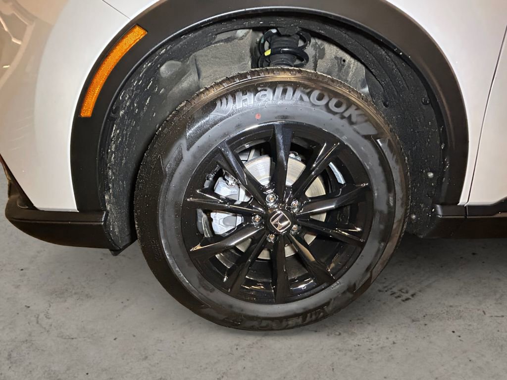 Used 2025 Honda CR-V Sport image 14